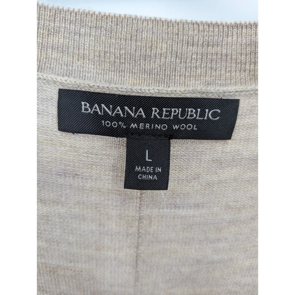 Banana Republic Sweater Womens Large Tan Merino Wool V Neck Long Sleeve Soft NWT